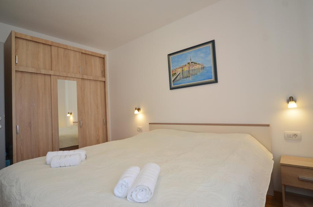 Apartment Dina 52 Rovinj Eksteriør billede