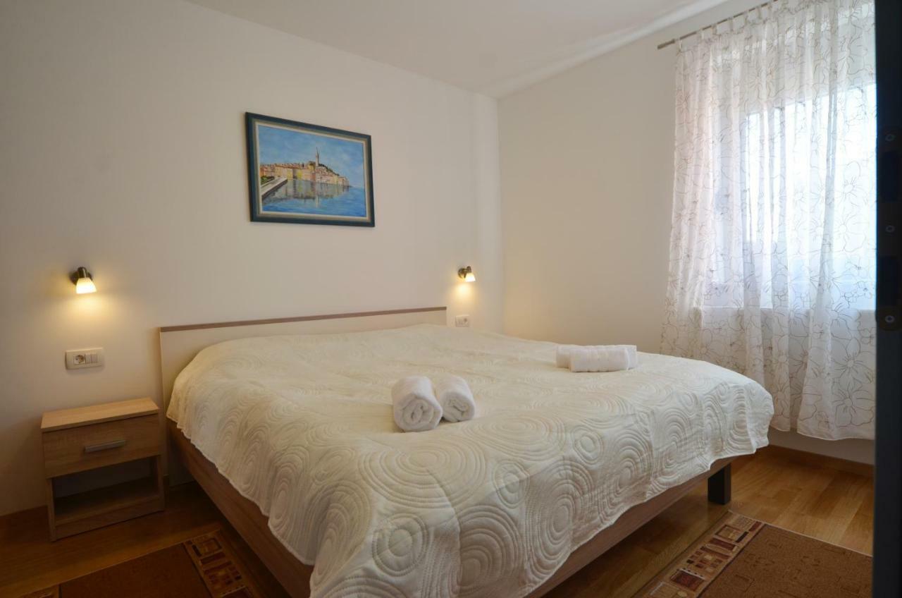 Apartment Dina 52 Rovinj Eksteriør billede